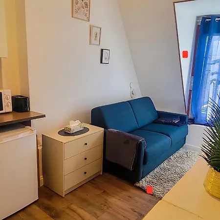 Cozy With A View Of The Eiffel Tower