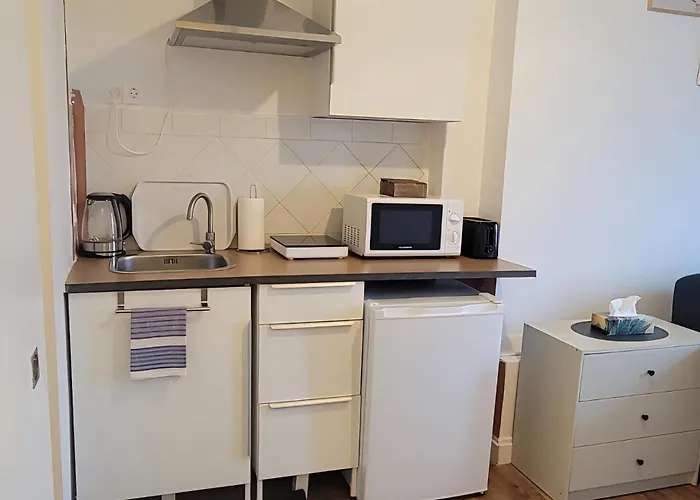 Cozy With A View Of The Eiffel Tower * 파리